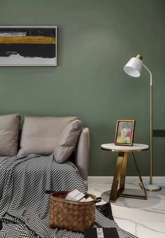 时尚圈爆火的牛油果绿,传递清新治愈之美