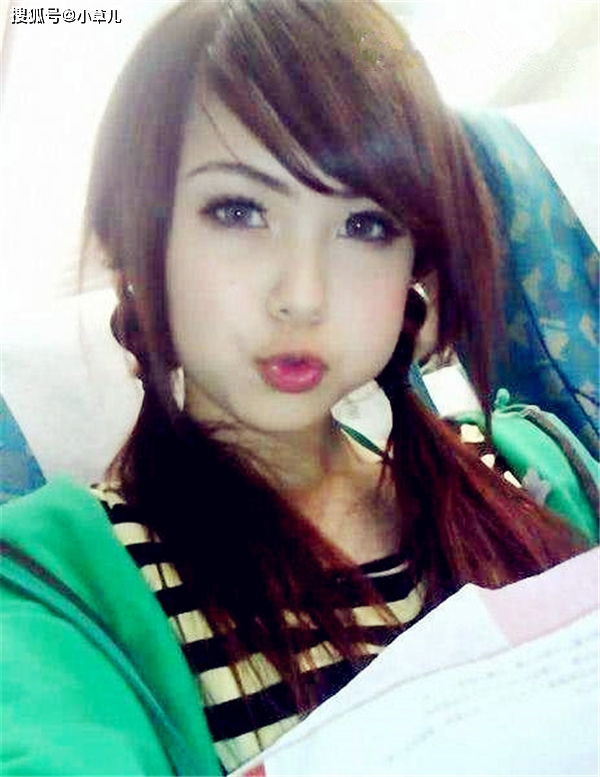 昆凌被周杰伦追到手时才17岁看了旧照后才知周杰伦赚大了