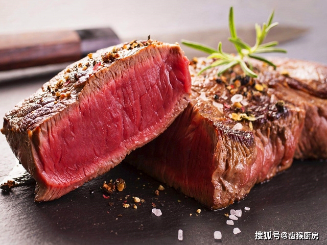 原创第一次吃牛排,问你要"几分熟",这样回答才专业,不然会闹笑话