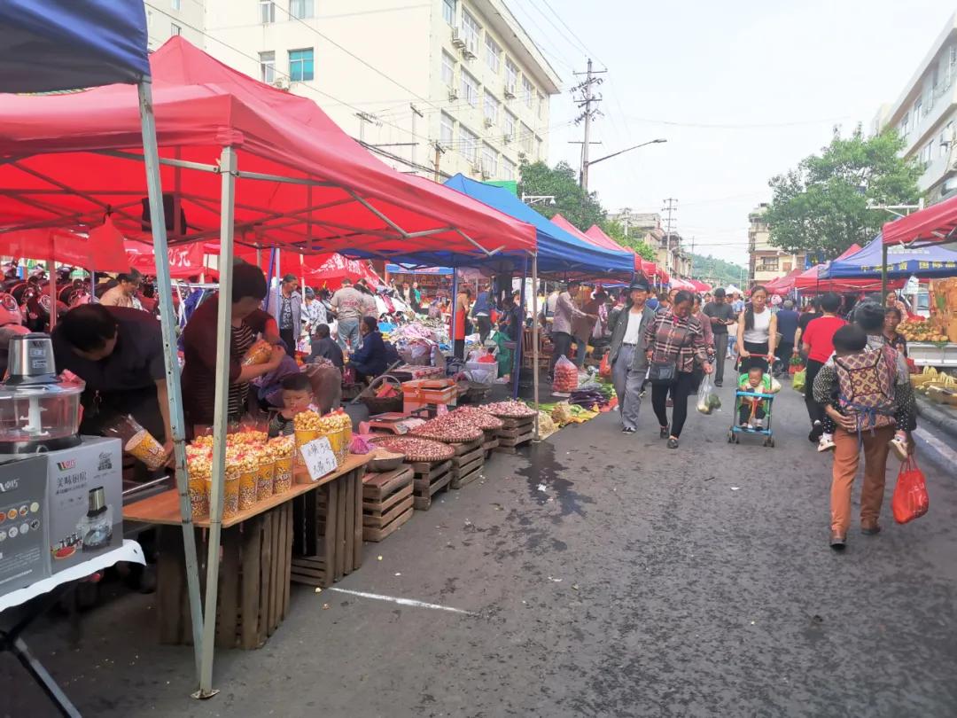 地摊经济和农贸市场能共赢吗?