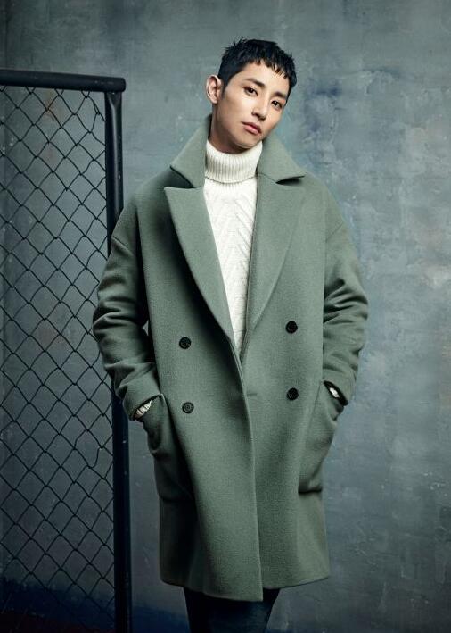 贵公子的绝色长相,184cm长腿身材,简直是行走的荷尔蒙_李洙赫