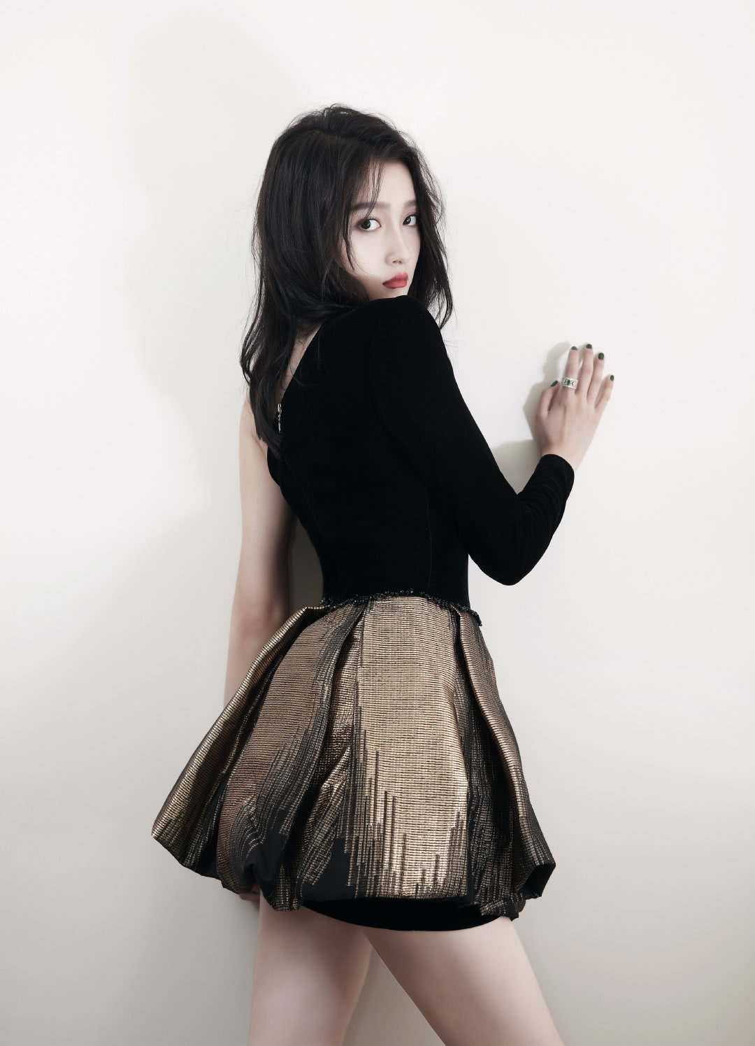 22岁关晓彤气质绝了!