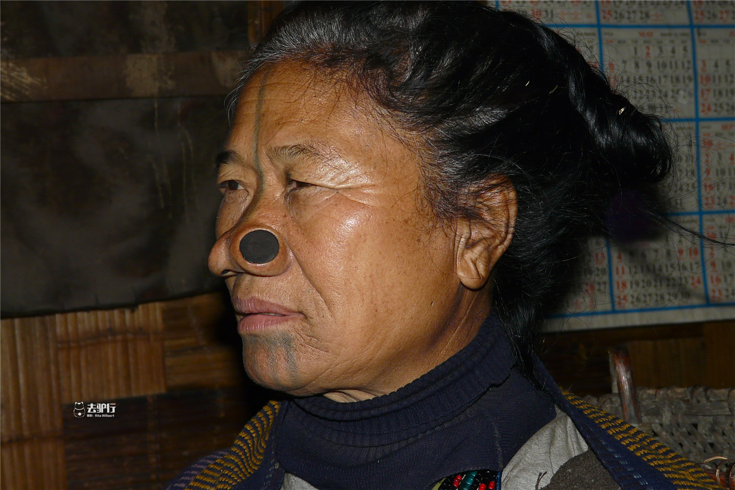 边境上的神奇部落：女性纹面扮丑，鲜少被外界所知-搜狐大视野-搜狐新闻