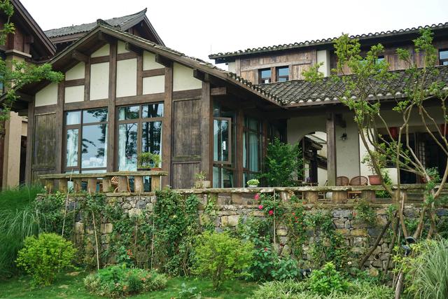 原創重慶衰落鄉村變熱門旅遊地,《親愛的客棧》在這建民宿,景美如畫