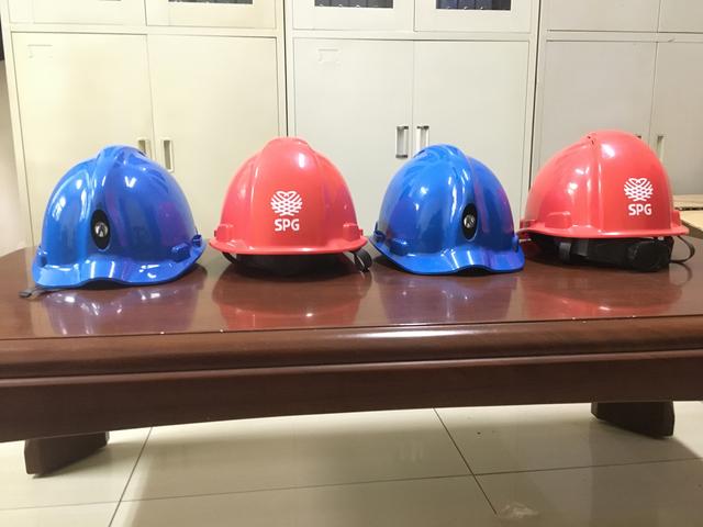 凤翔县供电分公司启用"智能安全帽"实现电力建设施工"智慧监管"