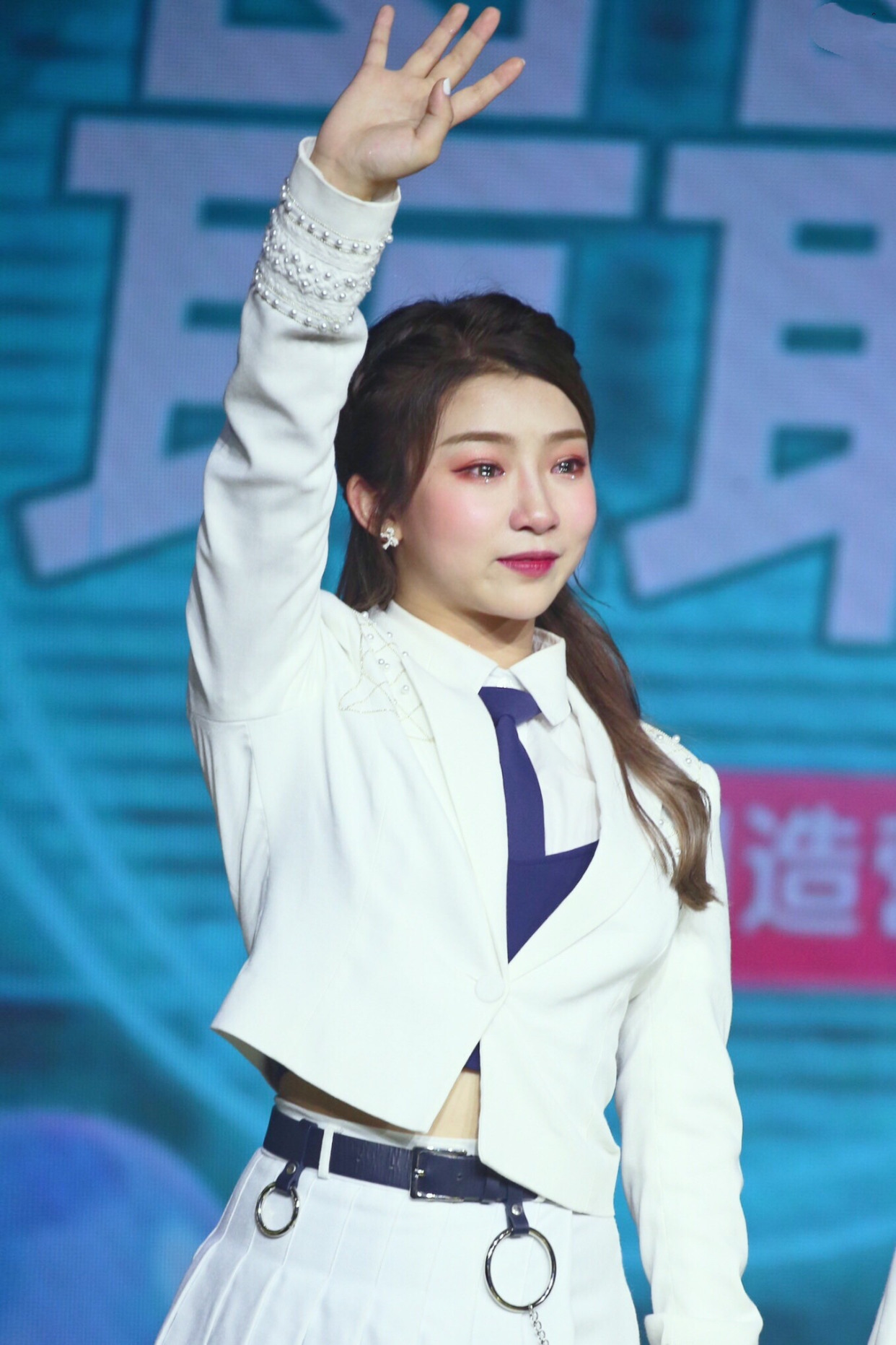 再次面临淘汰,林君怡还是那么天真,以为靠实力就能出道