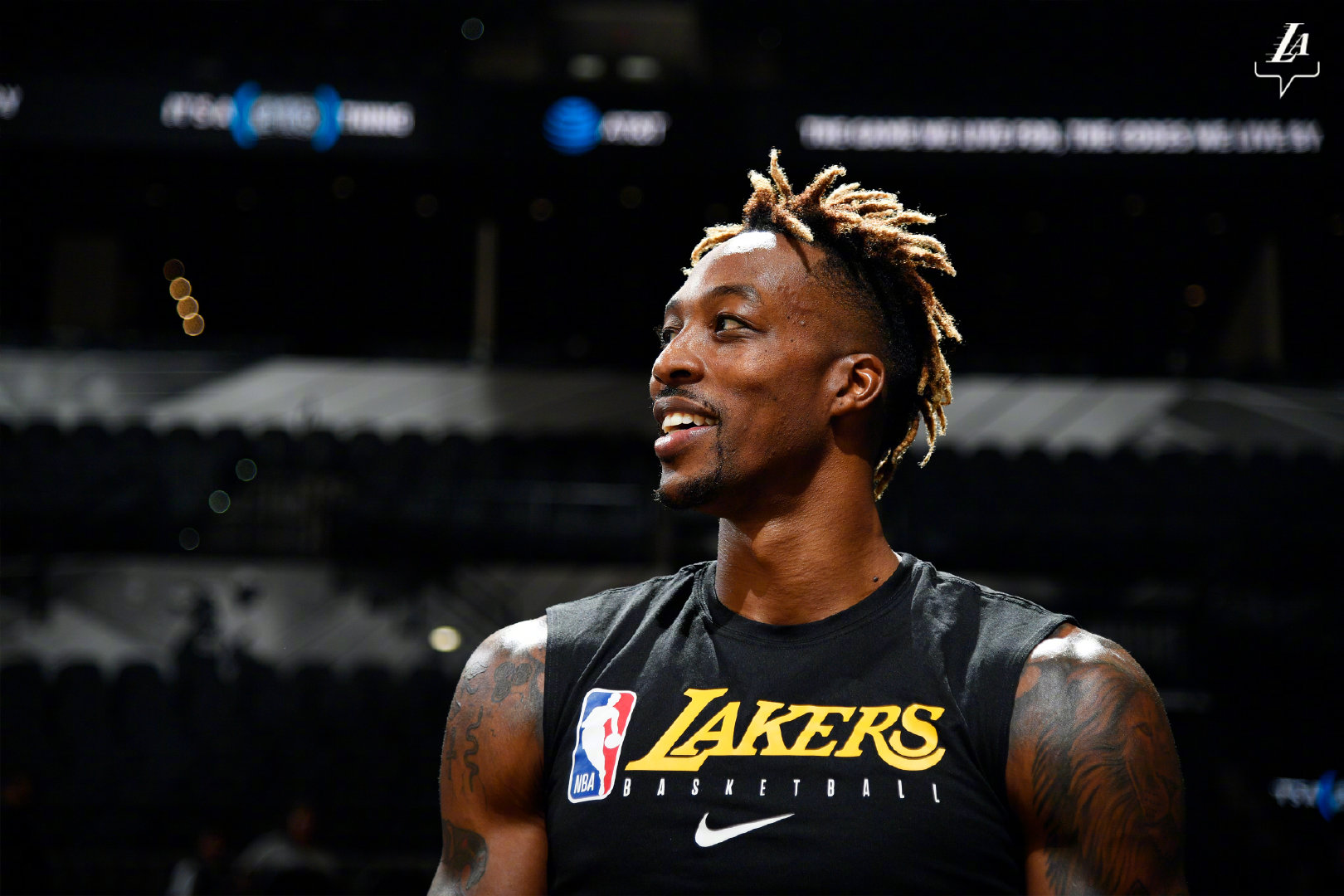 三分连续命中!霍华德最新动态传来,湖人球迷终于可以心安了