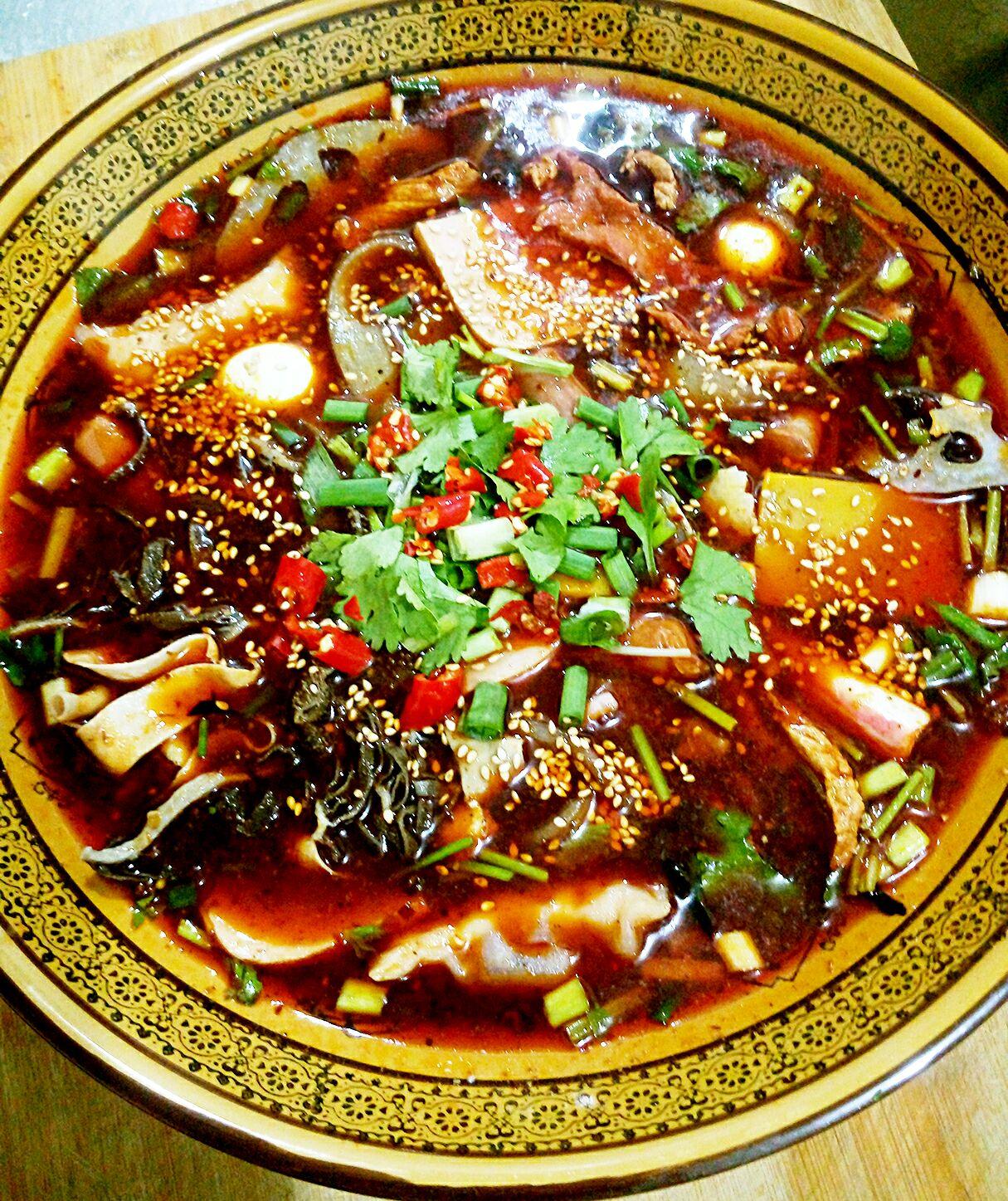 重庆火锅,串串,冒菜,麻辣烫有什么区别?专业底料厂家教你区分