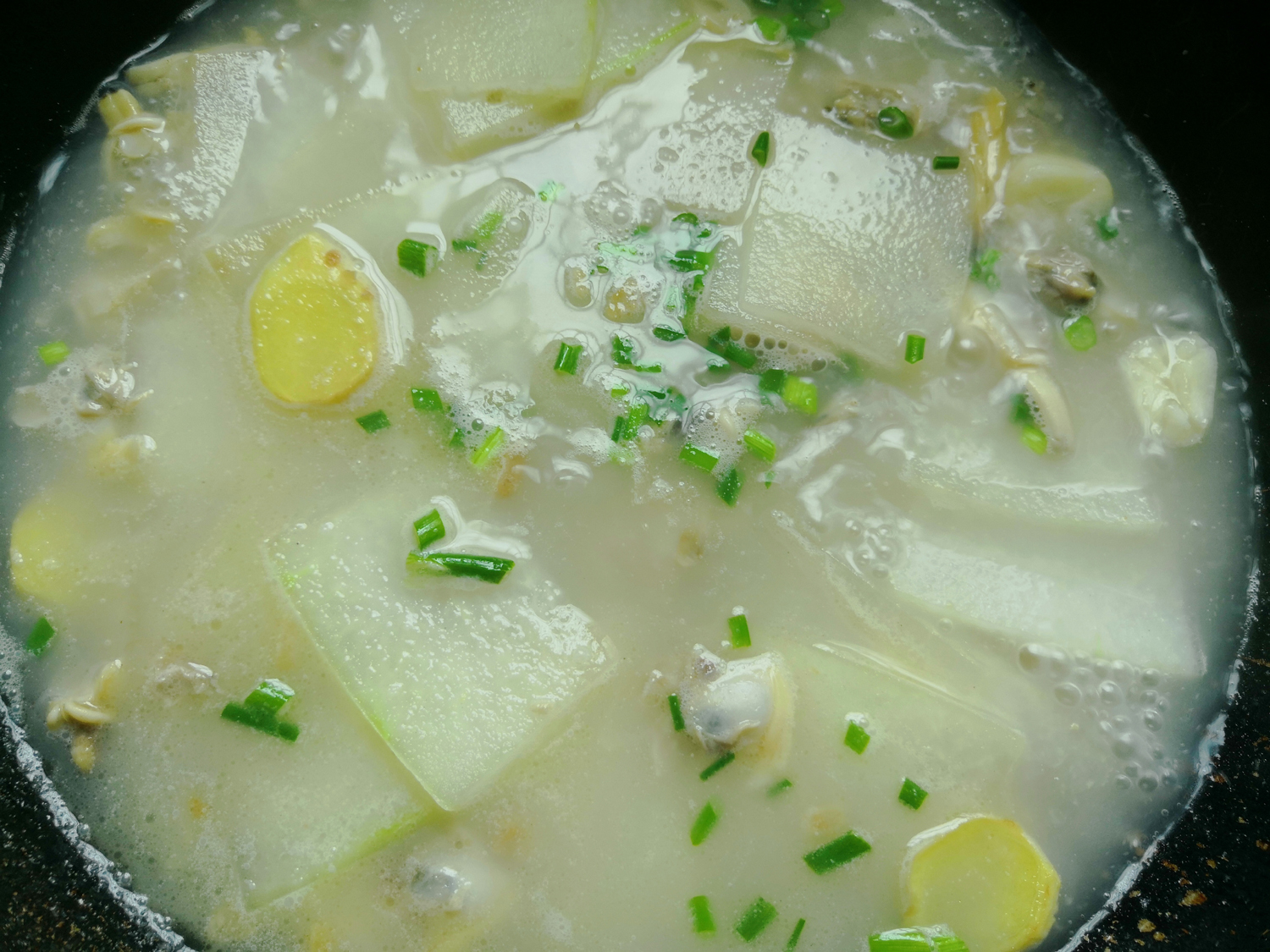 原创超级鲜甜的海鲜冬瓜汤,在炎热的夏天喝一碗,满口都是鲜鲜的幸福