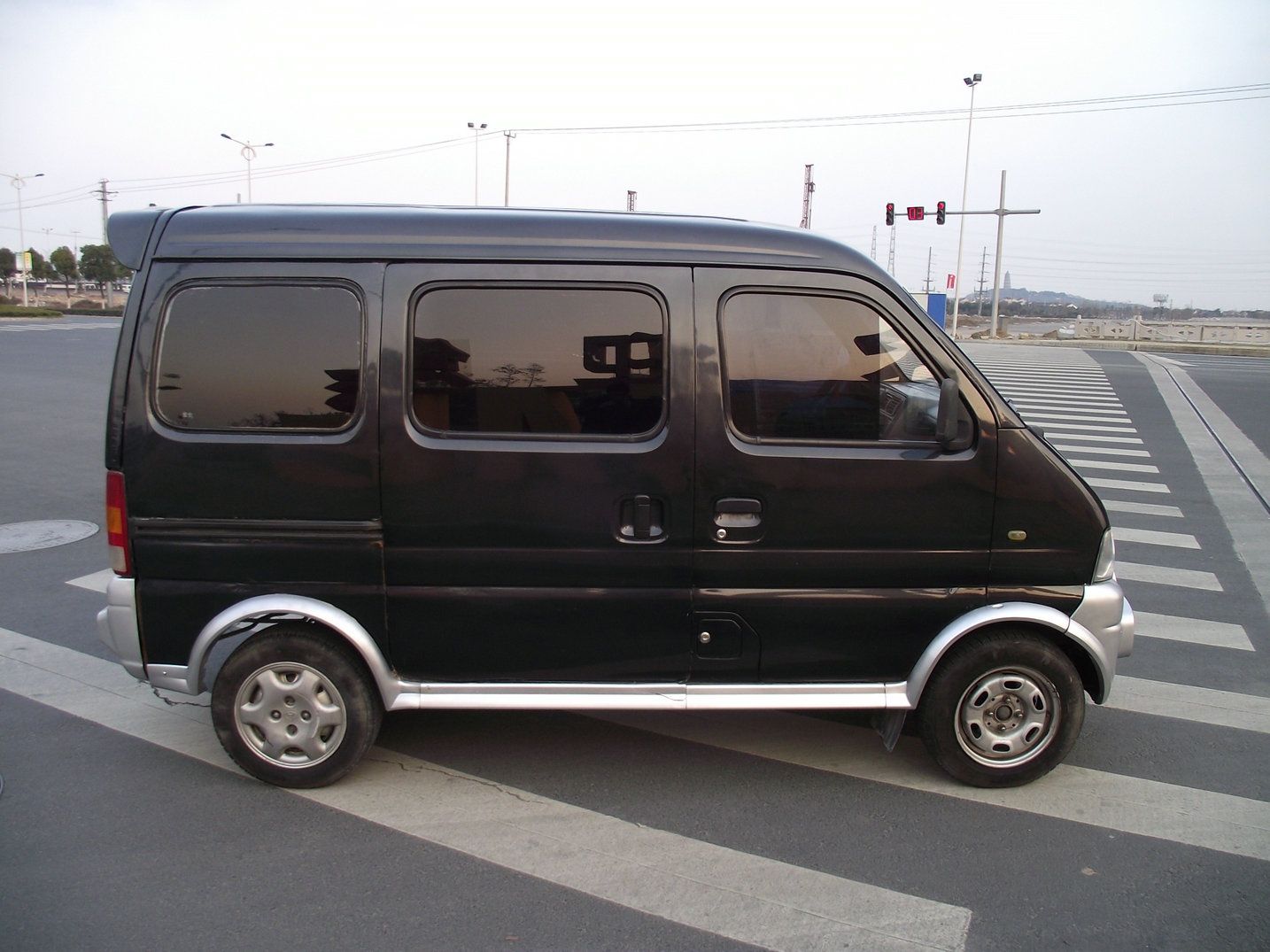 大爆料面包车为啥没有黑色细思极恐你品