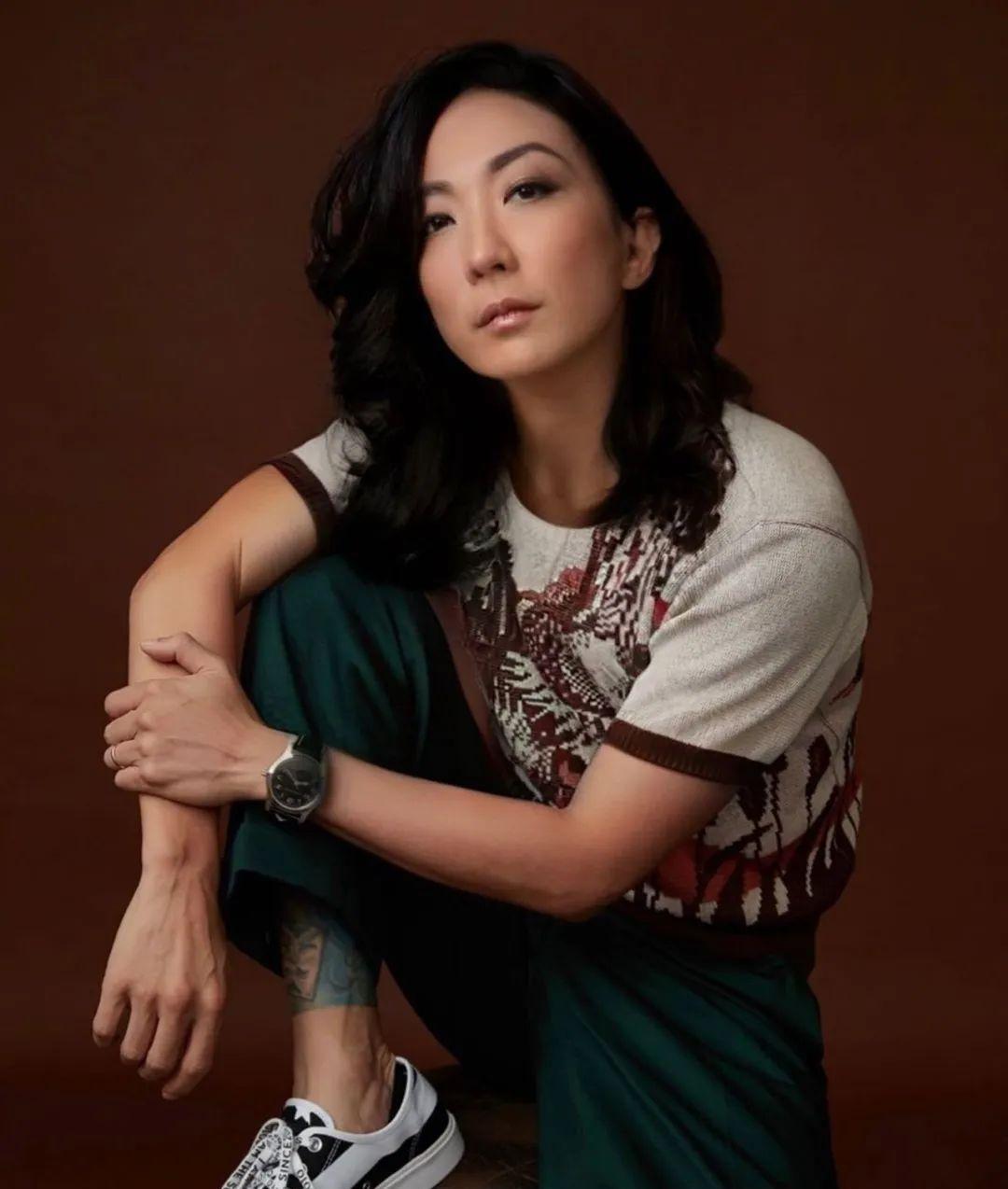 李灿森说自己像椎名林檎这张莫名其妙地像容祖儿有没有靓汤的感觉?