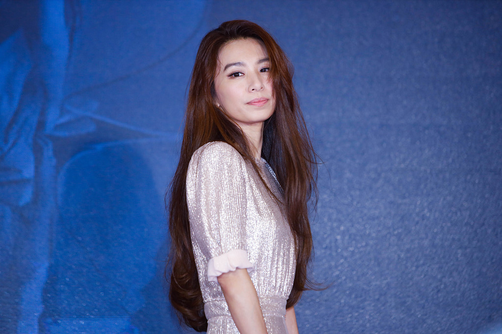 hebe就罗志祥发文惹争议后首亮相 肤色蜡黄显疲态