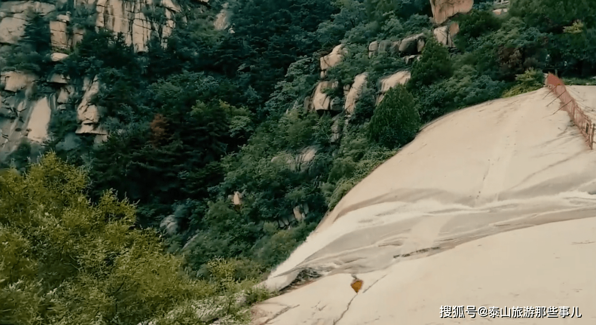 泰山真有阴阳界吗?答案是肯定的!如今这儿已是著名景点,超美!