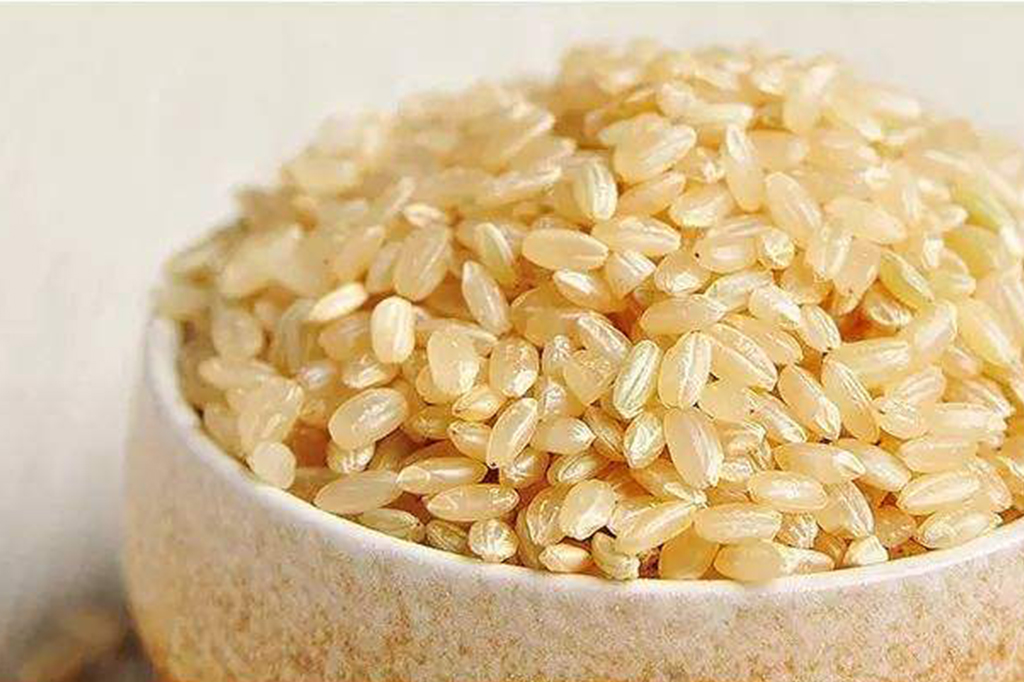 我们常吃的米都有什么功效?薏米最养颜,小米最养胃