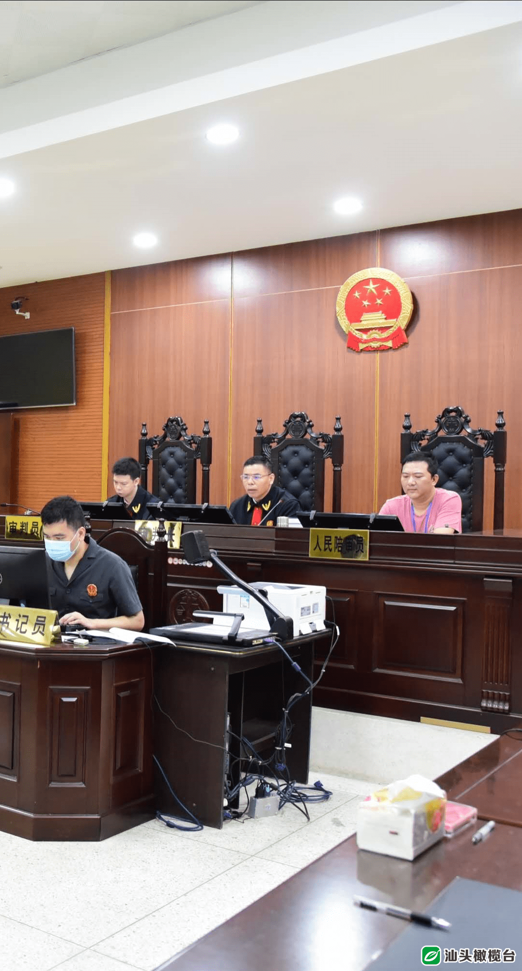 庭审中,被告人对公诉机关指控的犯罪事实及罪名充分发表了意见,控辩