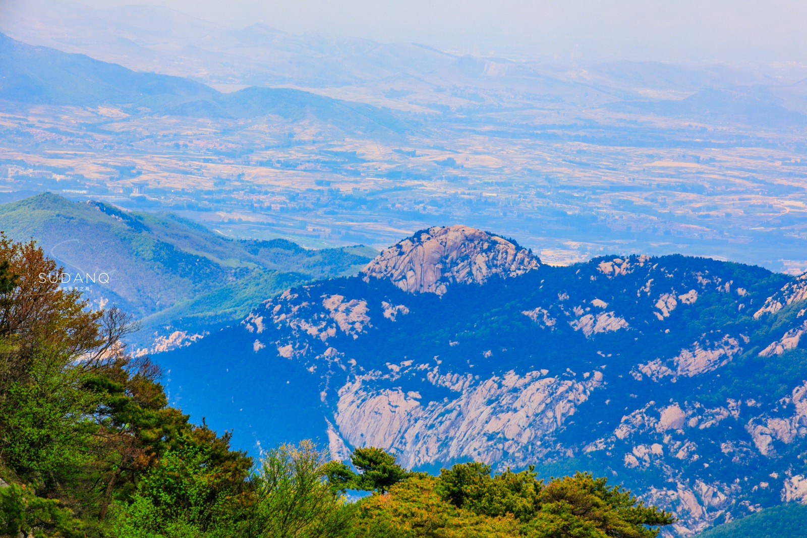 原创它是山东第一大山刻有世界最大寿仙齐鲁大地实在壮观