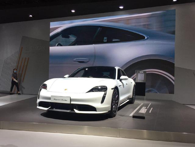 以色列coldsteel酷思迪特种窗膜倾情助力2020海峡西岸汽车博览会