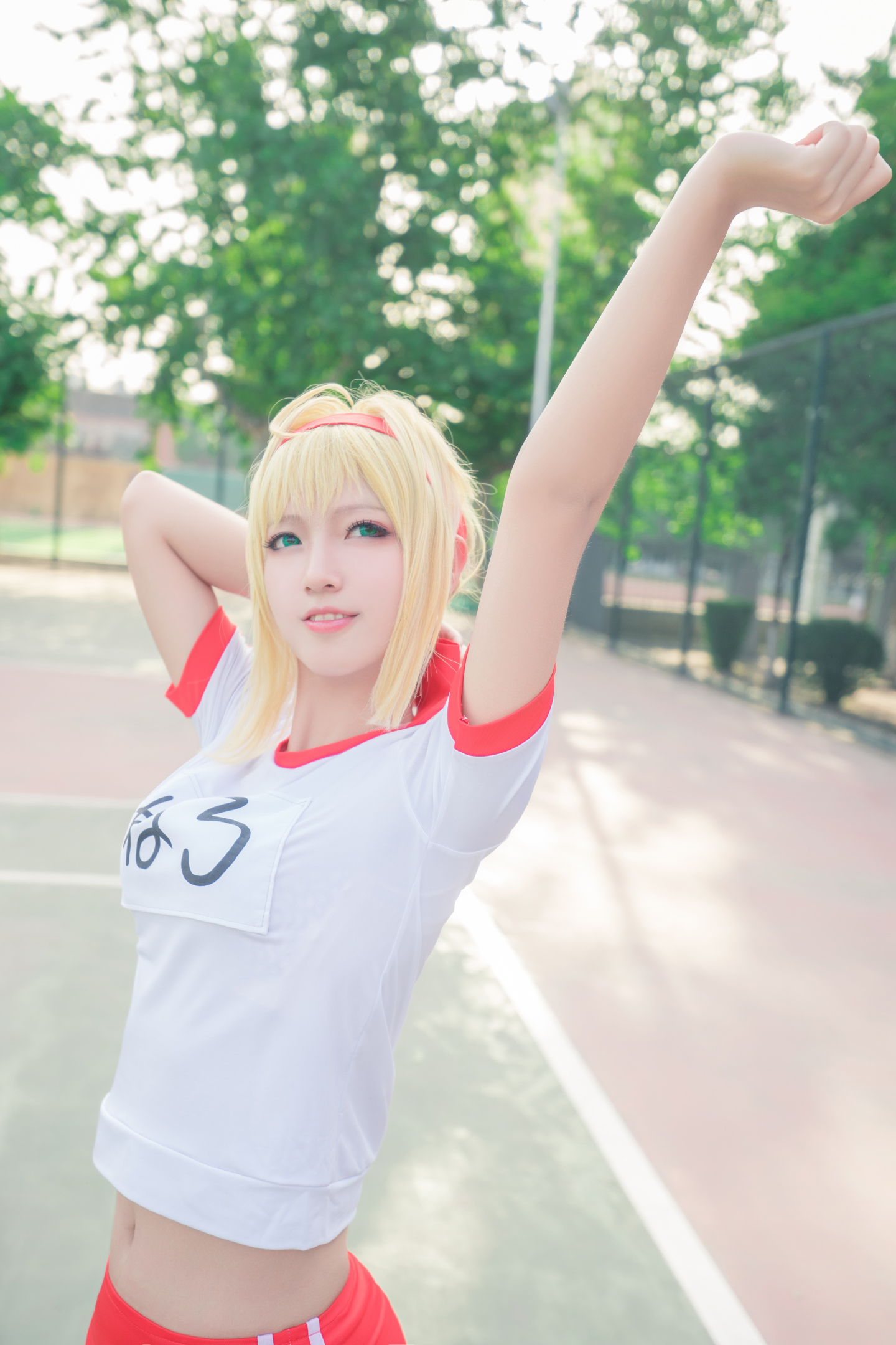 每日图鉴大赏fgo尼禄saber体操服cos元气运动少女哦
