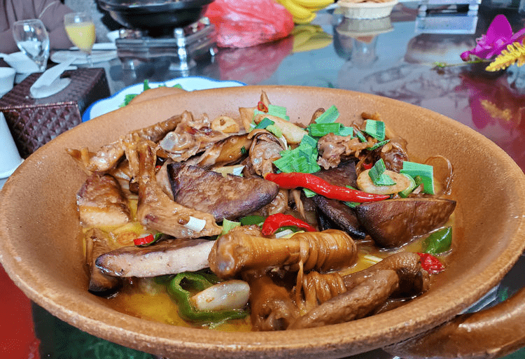 行走安徽旅行后,发现最喜欢的还是宁国美食,可谓是独具特色