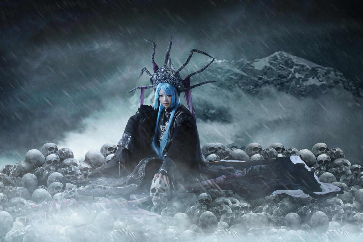 当第一万次天雷响动后,暴雨心奴被古陵逝烟放出.