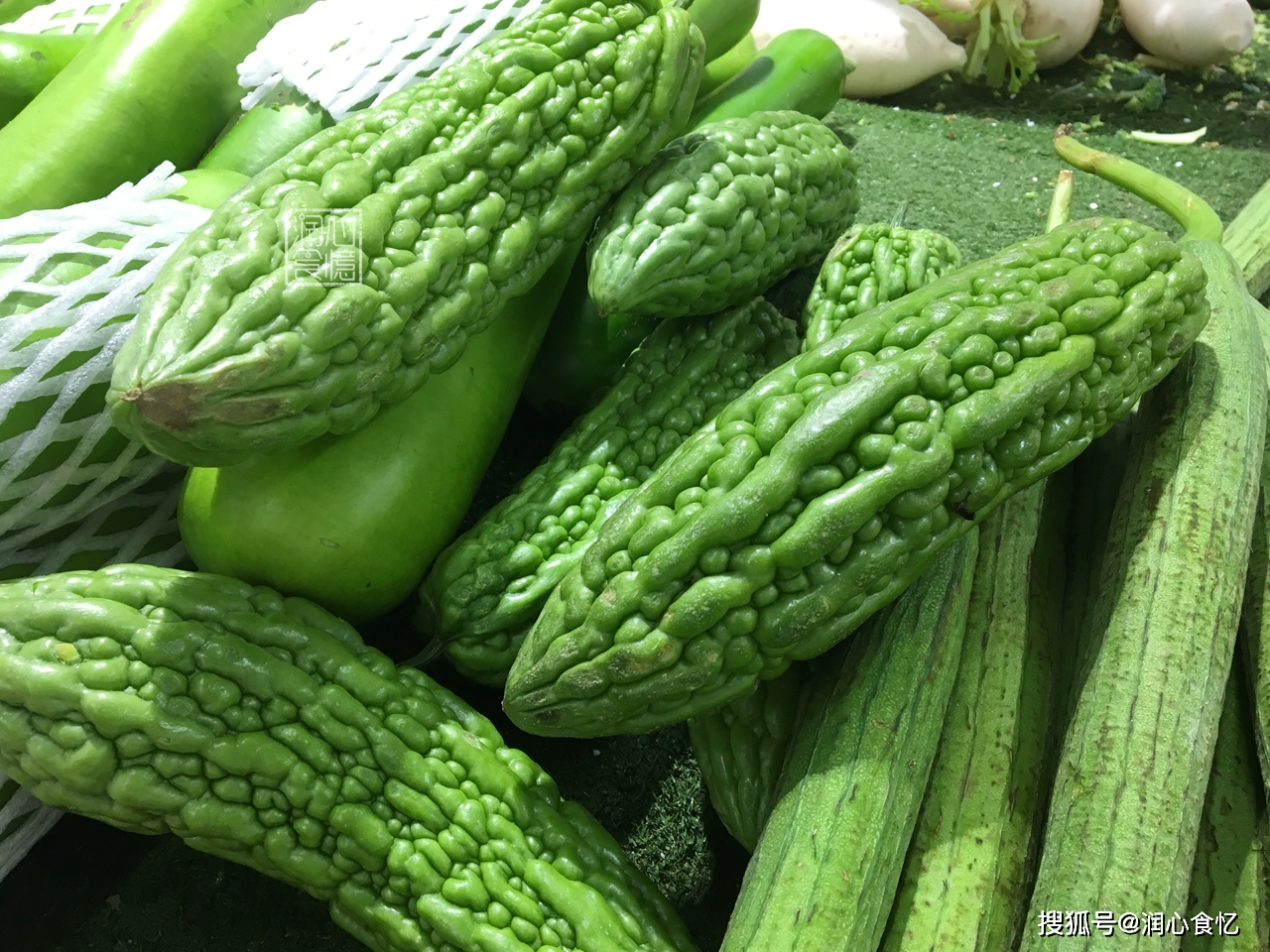 原创小暑过后,6种"瓜"要常吃,降温消暑营养足,凉快度过酷暑夏季