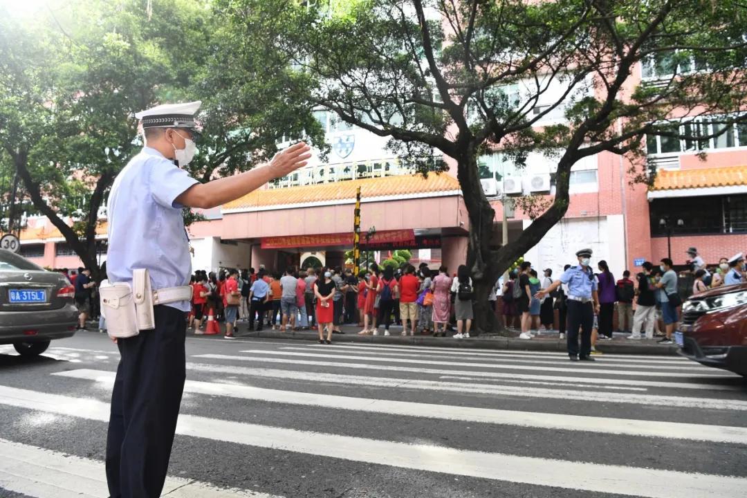 高考首日,廣東公安與你同在