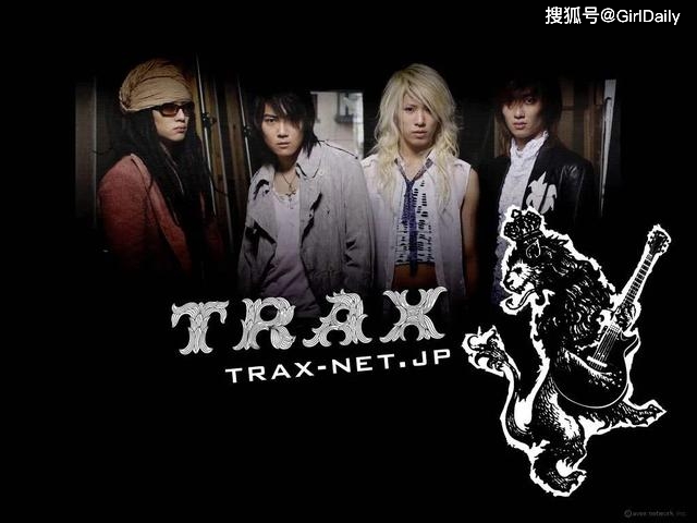 m entertainment旗下视觉系摇滚乐队the trax的成员出道,但第二年便