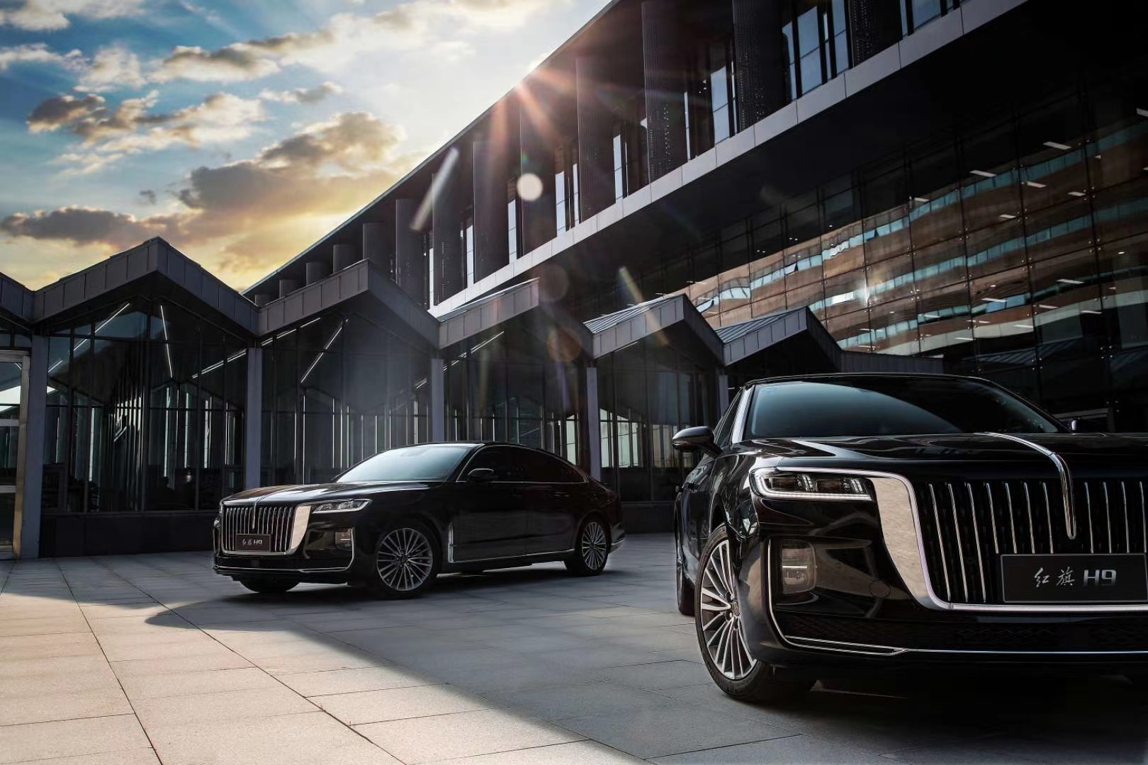 稳重不笨重智能不逞能扛旗亦扛鼎红旗h9深度体验