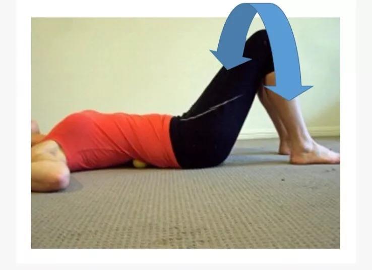 【第一步,先放松长期紧绷的腰方肌】