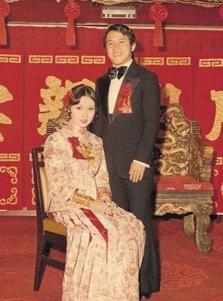 曾志伟两位妻子痴心相待20年,也未见他收心_宋丽华