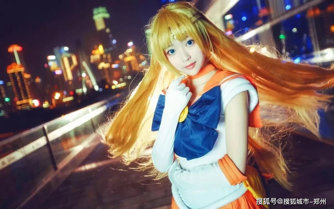 神秘美艳 名为 狂欢的潘多拉魔盒正在开启 水枪泡泡电音趴 七夕假面