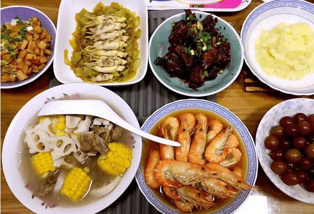 千万别惹家里做菜的人!不然这就是你的下场,网友:要看哭了