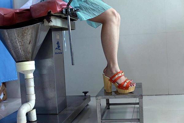 原创生娃后女人结扎还是上环选择需谨慎两者带来的影响区别很大