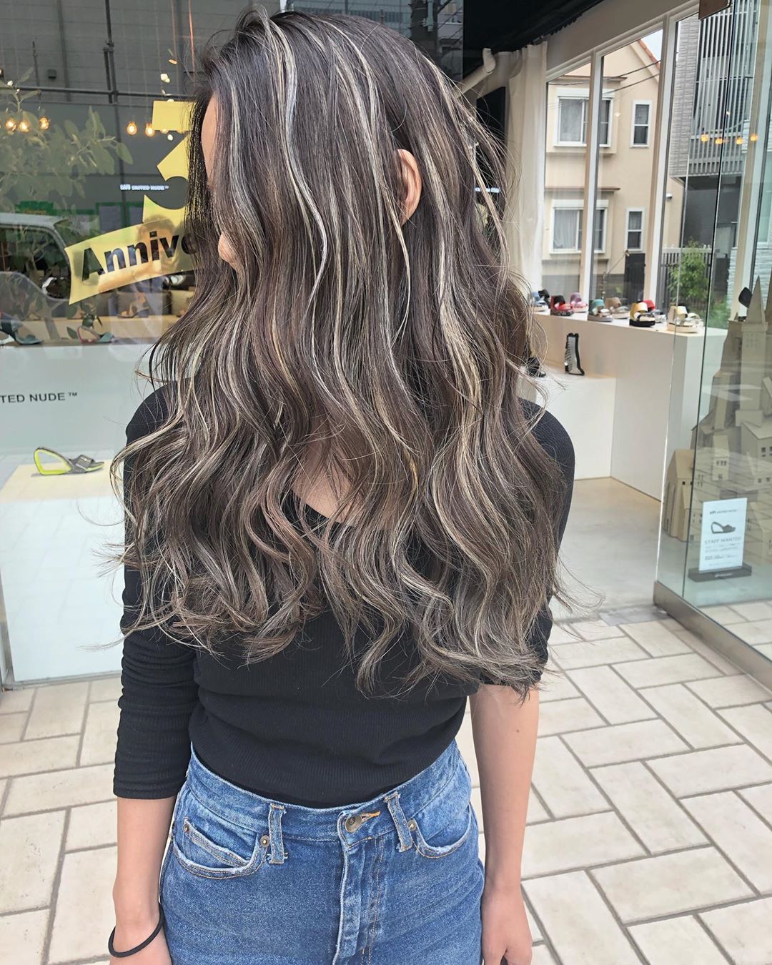 今年流行"瓜子染",好看时尚很有线条感,不分直卷都很美_头发