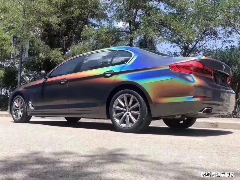 宝马锦绣灰贴膜改色效果图