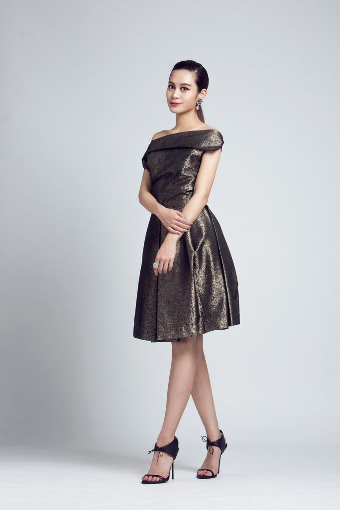 原创林利儿林心儿同为林建岳女儿境遇大不同成长环境造不同命运