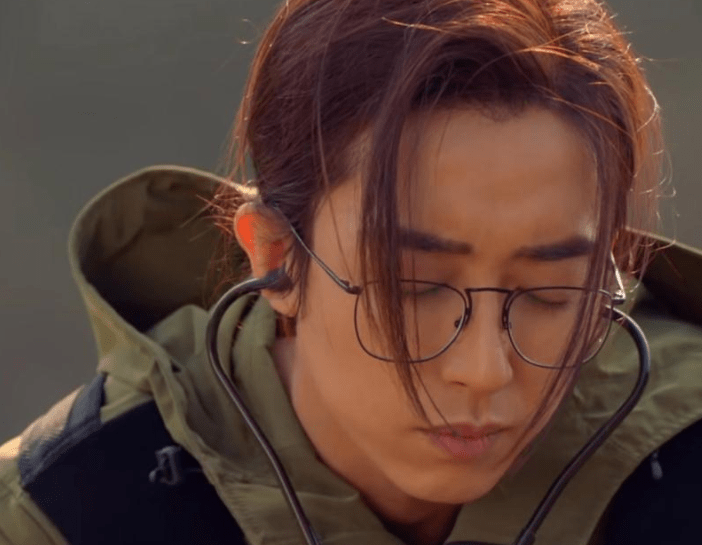 原创《重启》热播,朱一龙2年前片场绯闻被扒,"女主角"的回应亮了