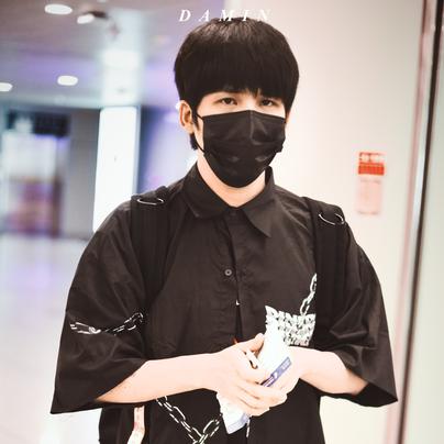 大张伟喊你吃夜宵上热搜了?到底是怎么回事?