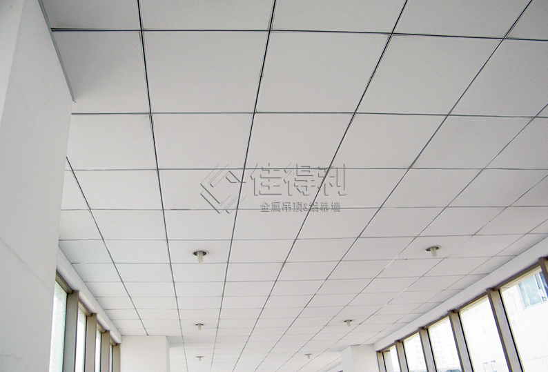 什么是铝矿棉复合板,铝矿棉复合板有几种_吊顶