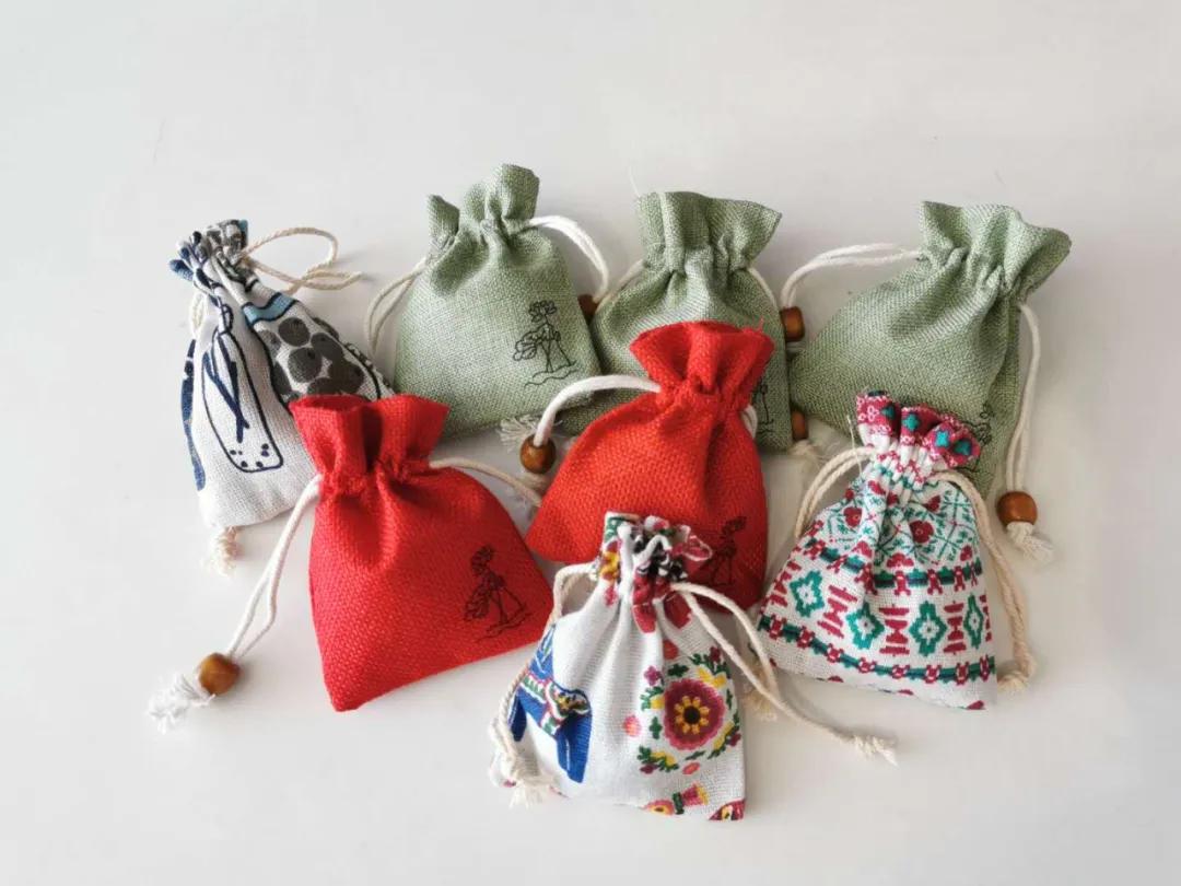 "开窍 祛暑 避秽" 三款中药香囊,助您健康度炎夏