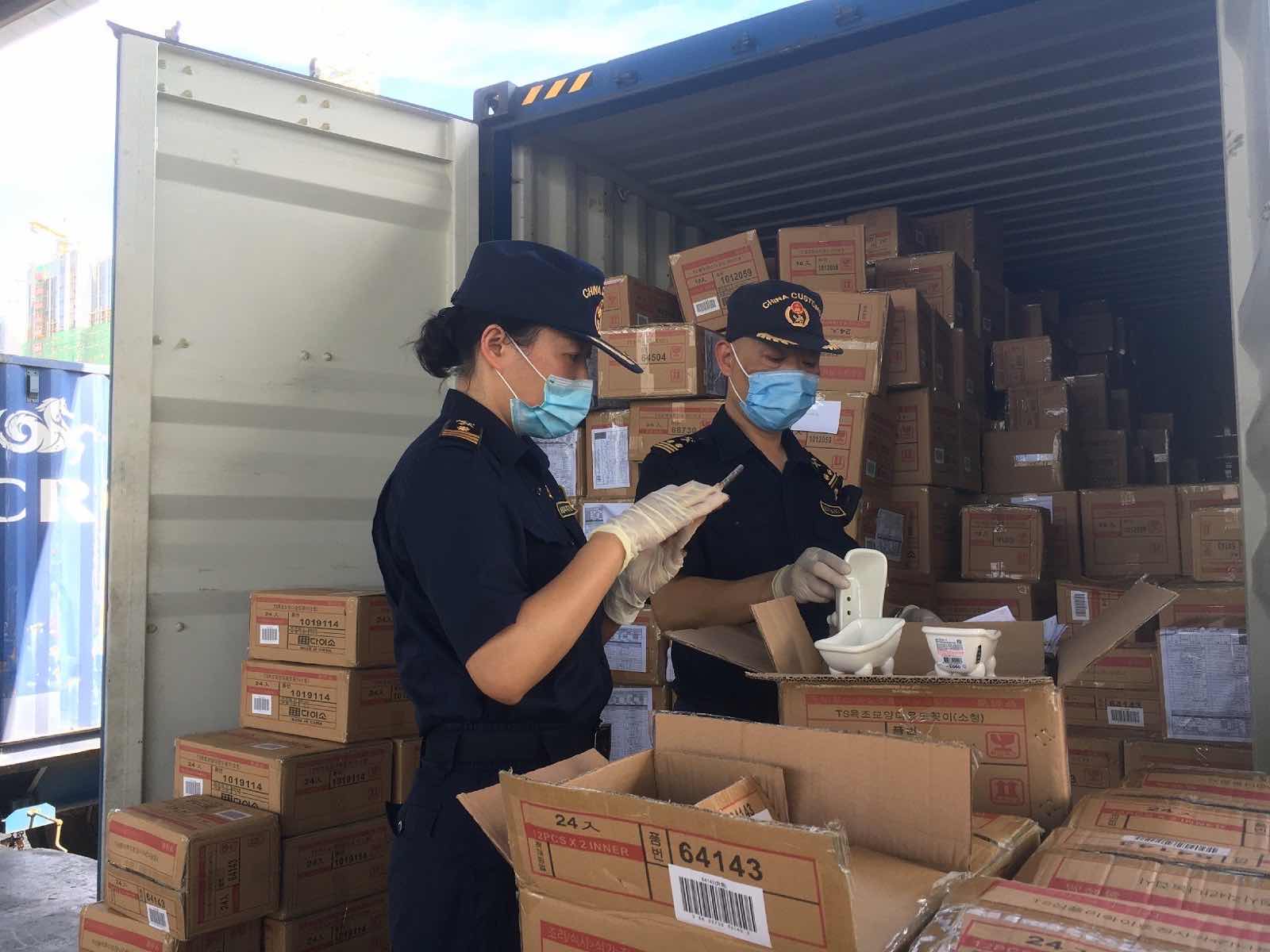 汕头港海关推行"免陪同查验"便民惠企