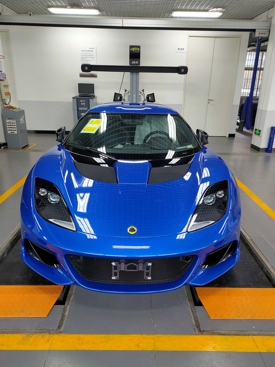 路特斯evoragt410夜空蓝黑内