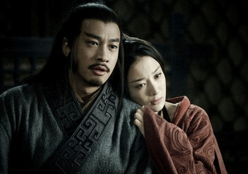 十万精锐尚在,四面楚歌时项羽为何放弃抵抗?答:心态崩了_刘邦