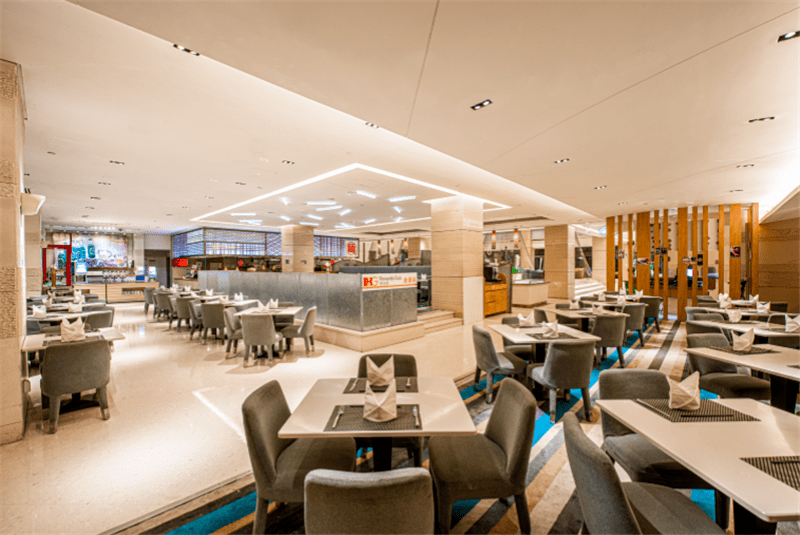 怡情楼中餐厅则为您准备了地道的青岛特色美食.