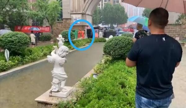 痛心周口24岁女子暴雨中触电身亡是两个孩子的妈妈