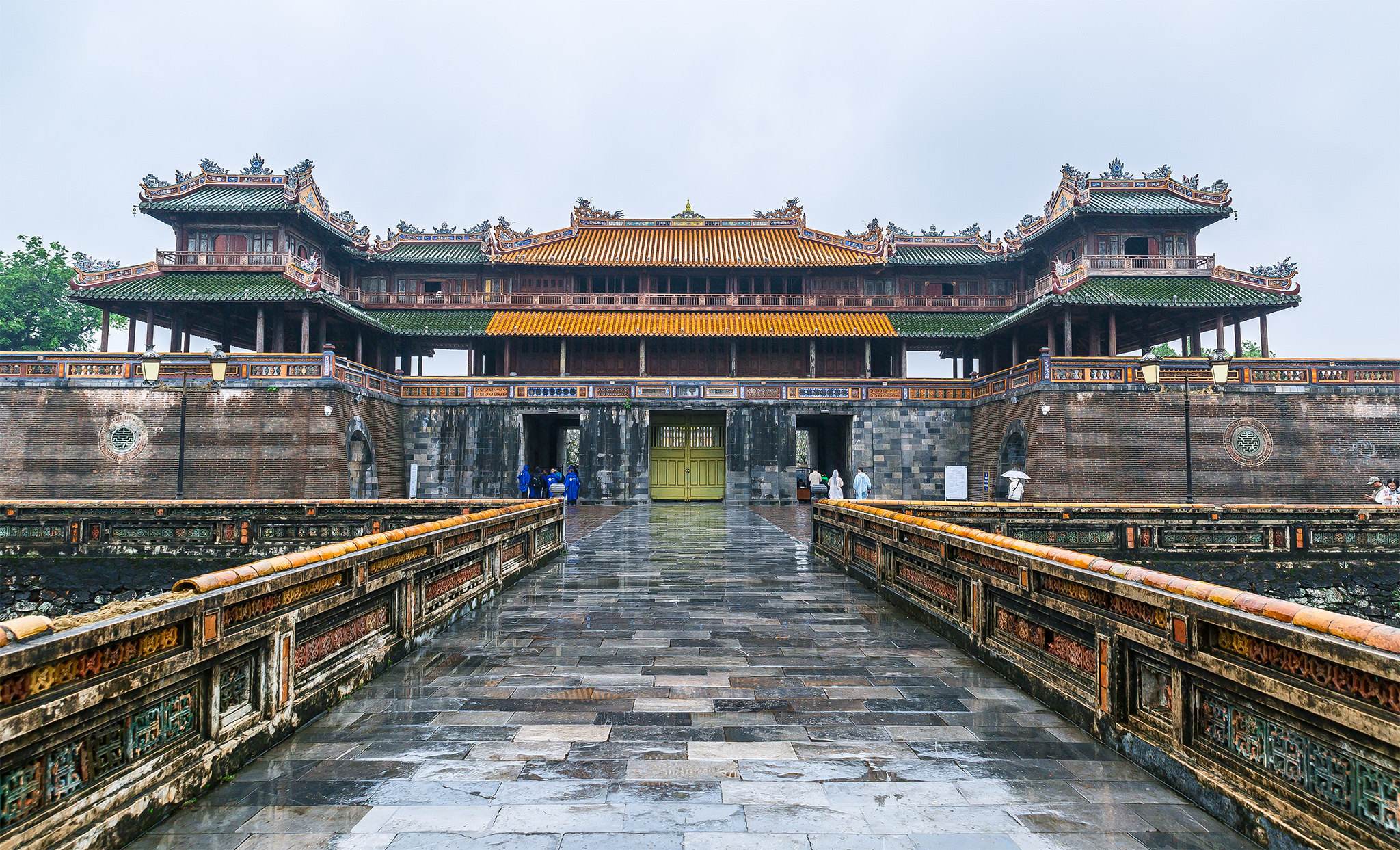 原创越南顺化皇城是北京故宫的翻版,越南人能看懂里面的汉字吗?