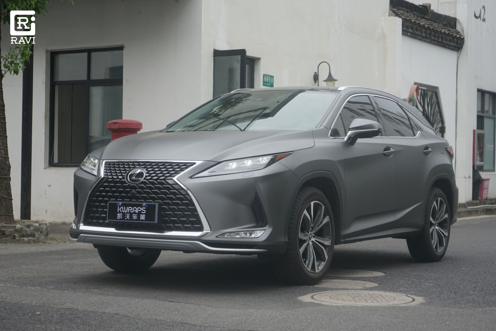 雷克萨斯改山灰,配得上才叫高级灰