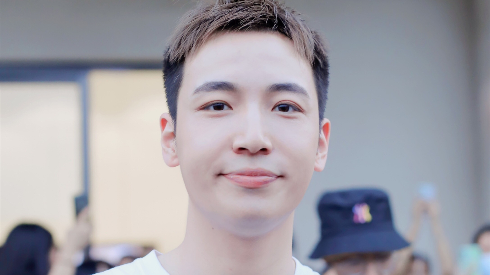 原创烧饼直播谈《德云斗笑社》,预计9月播出,曹鹤阳:德云社没好人