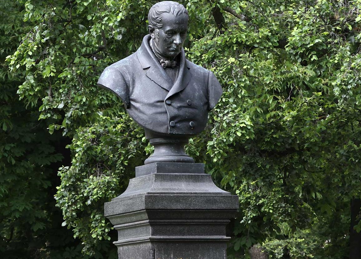 俄国大诗人莱蒙托夫这十首诗,绝对堪称诗坛经典,每首都向往自由_手机