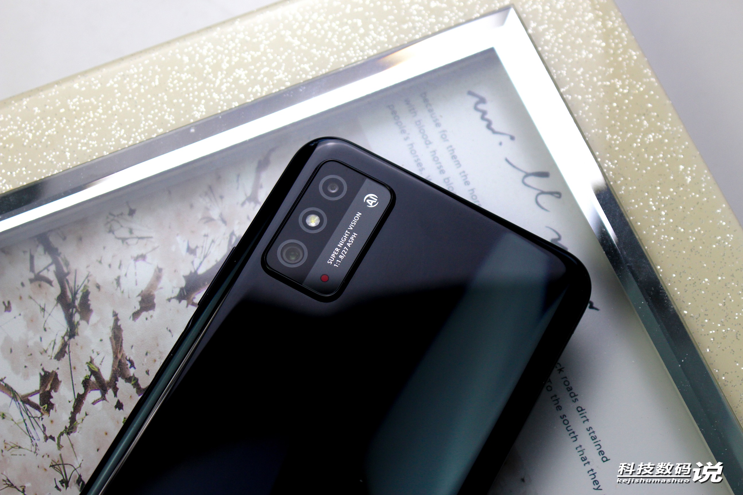 远不止大屏5g时代下影音新选择荣耀x10max开启智慧大屏体验